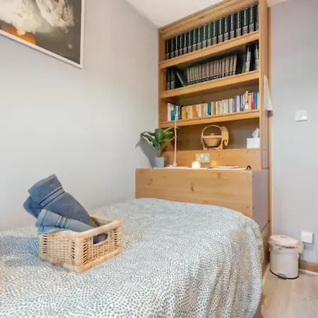 Private In * Dublin